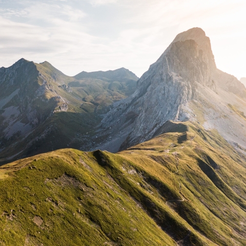Caveljoch (Foto: © GRF Marco Hartmann ) Das Caveljoch auf dem Prättigauer Höhenweg